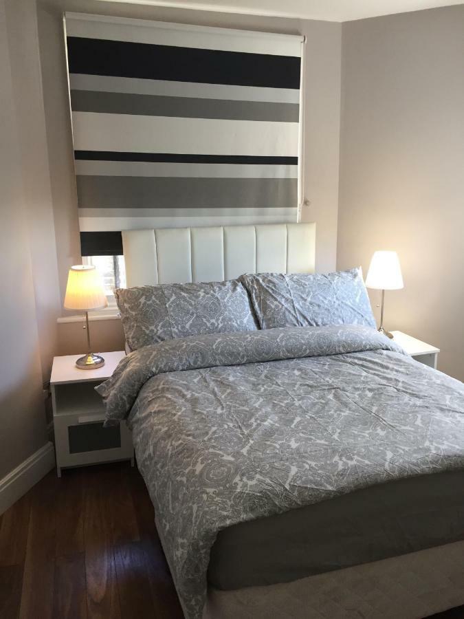 ロンドンStunning 2 Bed Flat Shepherds Bushアパートメント エクステリア 写真