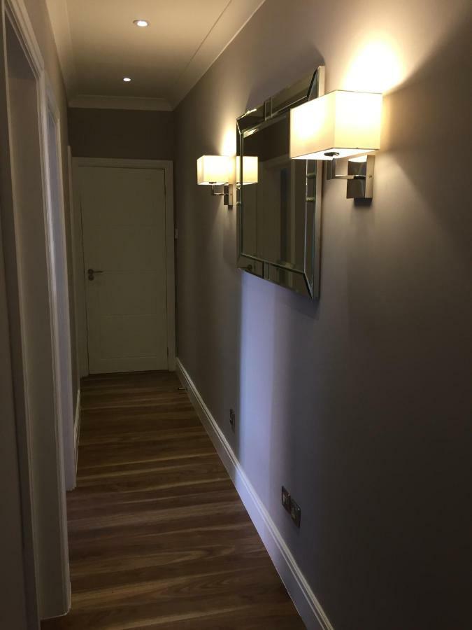 ロンドンStunning 2 Bed Flat Shepherds Bushアパートメント エクステリア 写真