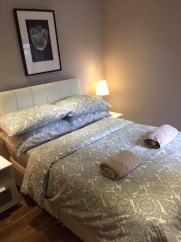 ロンドンStunning 2 Bed Flat Shepherds Bushアパートメント エクステリア 写真